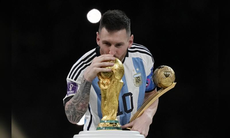 Messi với rất nhiều giải thưởng lớn, danh giá